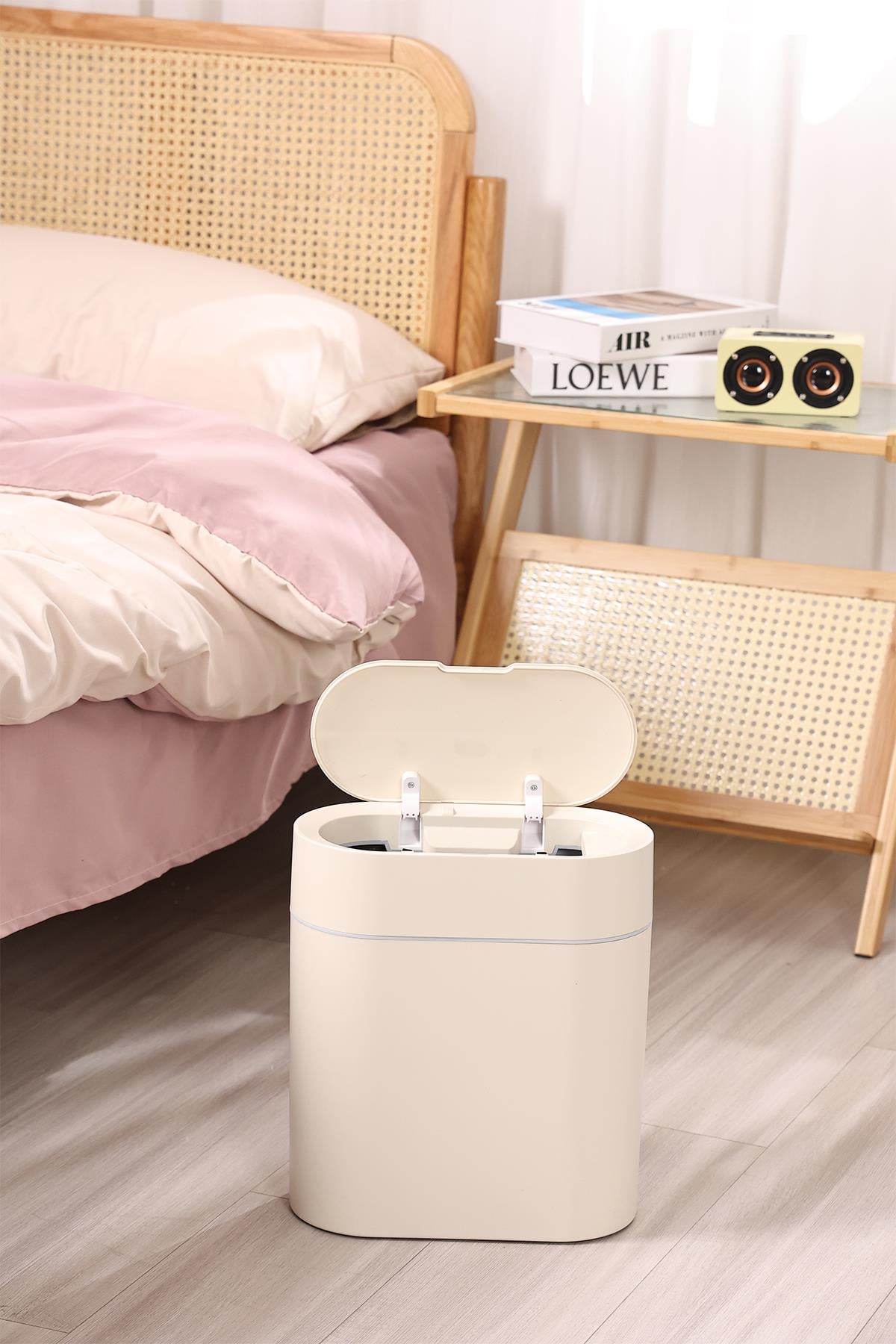 MASE OZONLU TORBA VAKUMLU SENSÖRLÜ ÇÖP KUTUSU 11 LİTRE CREAMY/WHİTE